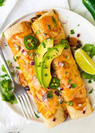 Spread 1 cup sauce over bottom of baking dish; Vegetarian Enchiladas Easy To Make Ahead Wellplated Com