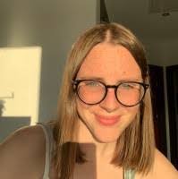 Alicia Molitor's Instagram, Twitter & Facebook