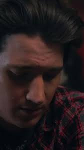 Send this to the person who always turns your day around #drakemilligan  #igotaproblem #countrymusic