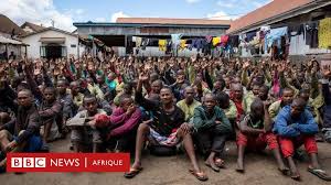 Les nouvelles routes de la soie. Difficiles Conditions De Vie Dans Les Prisons Malgaches Bbc News Afrique
