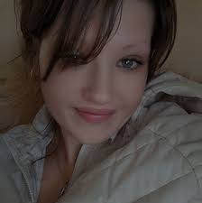 Straw and Ginny & Georgia were the most popular Netflix shows this month,  Straw got a total of 48,000,000 views, whereas Ginny & Georgia had  34,500,000 🔥🔥🔥