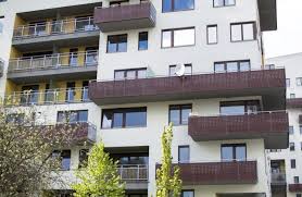 Comunque rinnovabili da parte del condominio o di terzi che conseguano a titolo oneroso un diritto reale o personale di godimento del lastrico solare o di altra idonea superficie. Gli Abusi Edilizi In Condominio
