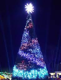 10 Reasons To Visit Six Flags Great Adventure S Holiday In The Park Six Flags Great Adventure Adventure Holiday Six Flags