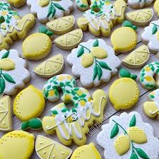 Jennifer Wingo On Instagram These Cookies Were Actually Lemon Flavored And They Smelled Heavenly Sugar Cookies Decorated Sugar Cookies Lemon Sugar Cookies