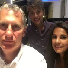 Geoff Knowles (@GeoffKnowles1)