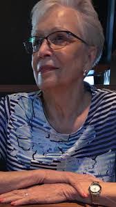 Karen Pozzi's Instagram, Twitter & Facebook