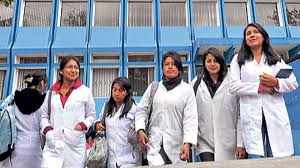 M., para exigir respuestas a la universidad. Alarmante Tasa De Sindrome De Burnout En Estudiantes De Medicina