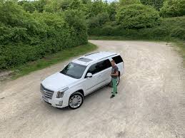 The 2019 cadillac escalade can hold its own against more modern designs in many ways even if it's definitely showing its age. Cadillac Escalade Platinum 2019 Unendliche Weiten Autonotizen
