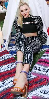 Peyton roi list feet