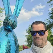 Howard Vidal's Instagram, Twitter & Facebook