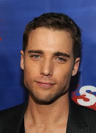 Dustin Milligan Net Worth