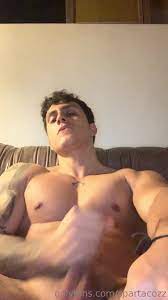 CUTE MUSCLE MEN WITH HUGE COCK CUM - ThisVid.com
