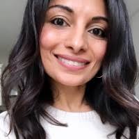 900+ "Farrah" profiles