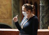 Ulož.to je v čechách a na slovensku jedničkou pro svobodné sdílení souborů. Eva Holubova Po Letech Vyvetrala Svoje Deti Syn Adam Se Pochlubil Pritelkyni