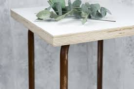 Industrial style möbel schreibtisch arbeitstisch regal. Industrial Design Diy Beistelltisch Selber Bauen Gewinnspiel