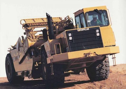 Caterpillar 613C Scraper