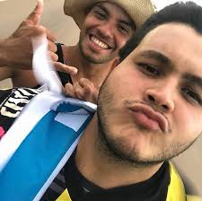 Desmechado de costilla 😵🥩 Mira como quedo esta costilla 🙌🏻🔥 .  #AsadoBaez #cateringparrillero #brasas #eventosparaguay #AsadoParaguayo