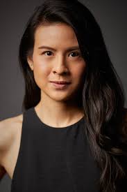 Lauren Sim's Instagram, Twitter & Facebook