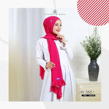 Model jilbab pashmina terbaru 1. Hijab Arrafi Pashmina Pashmina Instan Arrafi Terbaru 366 Jilbab Pashmina Hijab Pashmina Ori Pashmina Dewasa Terbaru Agustus 2021 Harga Murah Kualitas Terjamin Blibli