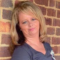 Cierra Huff's Instagram, Twitter & Facebook