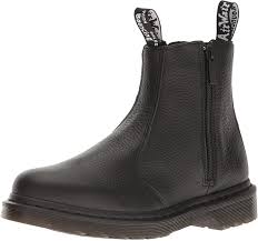 Accessorize a dressy outfit with block heeled chelsea, or go for timeless tan boots with your favourite denim. Amazon Com Dr Martens Women S 2976 Chelsea Boot With Zips Boots