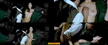 Barbara Goenaga nude in Agnosia