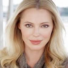 AnaTracey Hawkins (@AnaTraceyH)