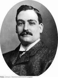 Peter Lyall's Instagram, Twitter & Facebook