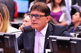 Resultado de imagem para eder mauro