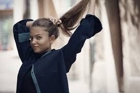 Belle blouse fille taille 13/14 ans coloris noir coton/polyester. Surnommee La Plus Belle Fille Au Monde A 10 Ans A Peine Voila A Quoi Elle Ressemble Aujourd Hui
