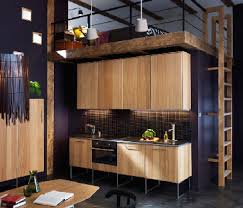 Grevsta en acier inoxydable, brokhult motif noyer et ringhult brillant blanc. La Cuisine Ouverte Inspire Les Collections Ikea Et Castorama
