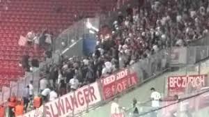 Alle infos zum verein olympiakos piräus ⬢ kader, termine, spielplan, historie ⬢ wettbewerbe: Fc Bayern Vs Olympiakos Piraus Polizei Prugelt Auf Bayern Fans Ein Youtube