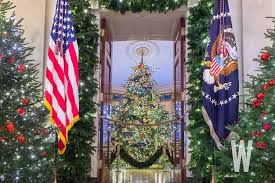 Volunteer white house christmas decorating 2017. Photos The 2018 White House Christmas Decorations Washingtonian Dc