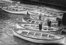 Context sentences for canot in english. Canots De Sauvetage Du Titanic Wikipedia