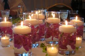 Easy Diy Wedding Centerpieces Bravobride If you're having long banquet tables at your reception, you can easily recreate this simple rustic wedding centerpiece with lush garlands made of eucalyptus or other greenery. bravobride