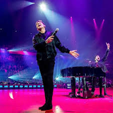 De vrienden van amstel live. Lil Kleine De Vrienden Van Amstel Live Facebook