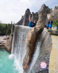 The Victoria Falls Divers Make Waves At Canada S Wonderland The Star