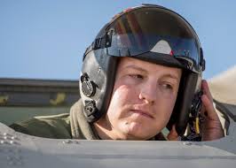 Scott performs hot pit refueling > Scott Air Force Base > News