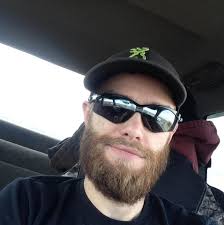 What is the boat with super bright lights weaving docks?