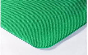 Die downmat 9 ist auch für extreme kälte. Fitnessmatte Im Test Auf Die Dicke Der Matte Achten