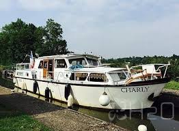 Vedette A Moteur De Combinati A Vendre Bateaux Bateau Bateaux A Vendre