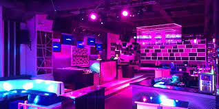 Club de noapte și de zi ,restaurant, terasa, depozitare. Move Club Brasov Brasov Mancare Petrecere Si Cazare