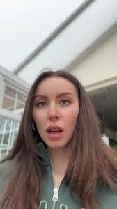 Harriet Swan's Instagram, Twitter & Facebook