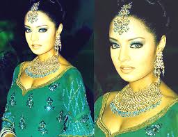 Bollywood Sarees || Indian Designer Sarees || indian bridal wear ||  bollywood salwar kameez