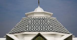The modern futuristic design sets it apart from other mosques in the area. Masjid Raja Haji Fi Sabilillah Cyberjaya Construction Plus Asia