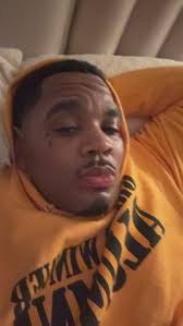 Mood: 🤷‍♂️🤦‍♂️🎂 we Listen and we don’t judge🙄