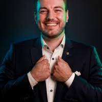 10+ "Aron Hermann" profiles