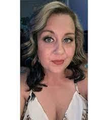 Danielle Sackett's Instagram, Twitter & Facebook