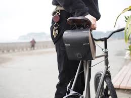 サドル バッグ レザー