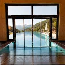 Bauer, witt, and thomsen were the first three submariners ever to successfully escape a submarine. Underwater Swimming Pool Doors Metek Ltd